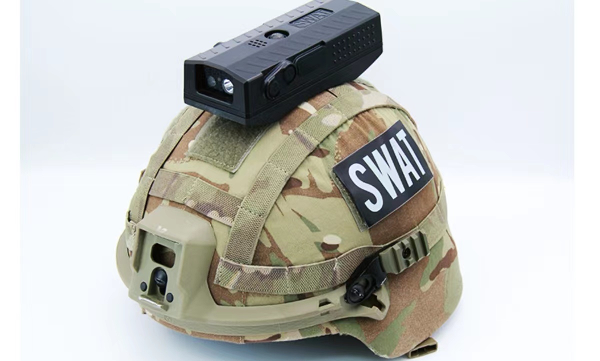 SWAT 헬멧 카메라